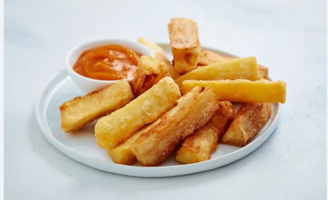 Yuca frita o hervida